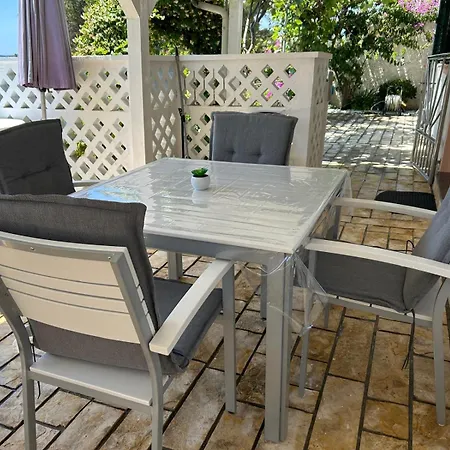 Olivengarten Apartamento Drage